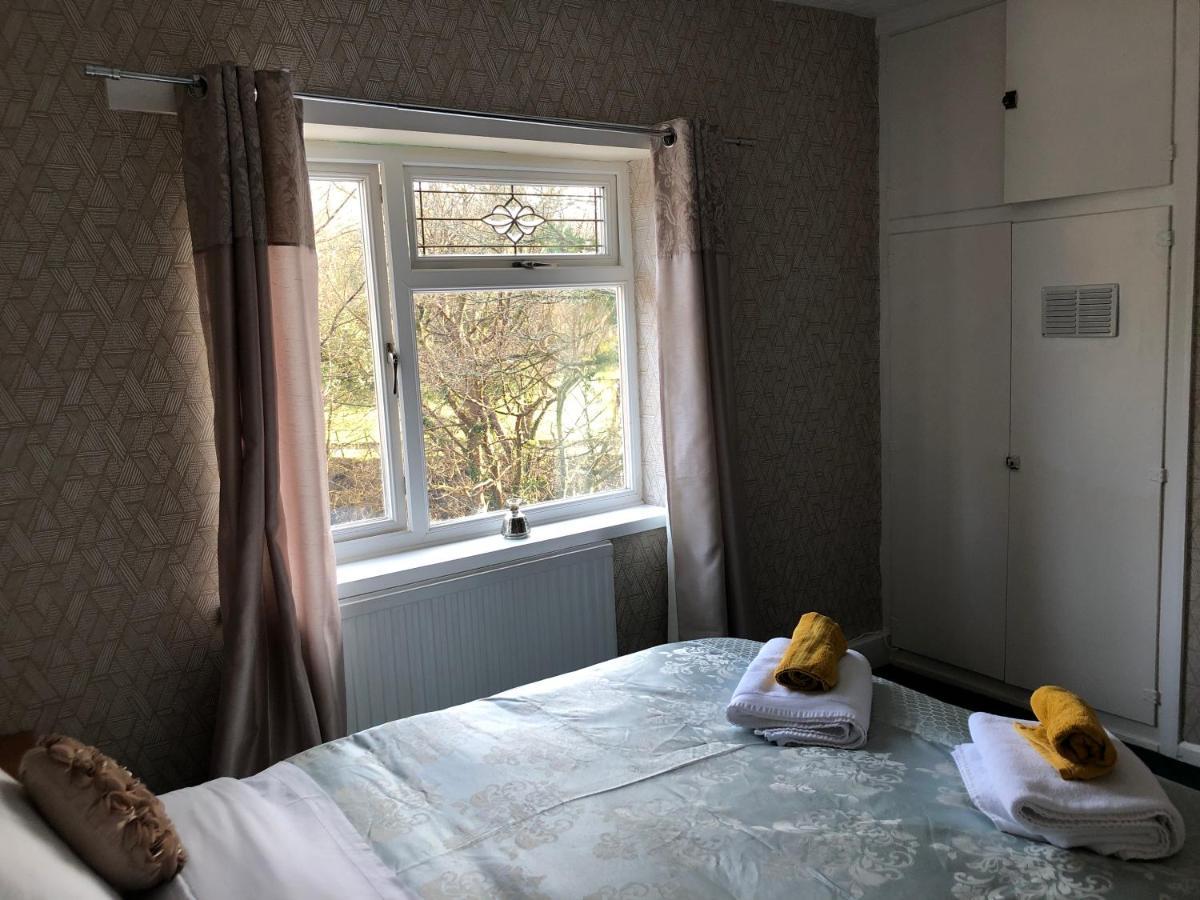 3-Bed House Waterfall Country Brecon Beacons Pontneddfechan Екстер'єр фото